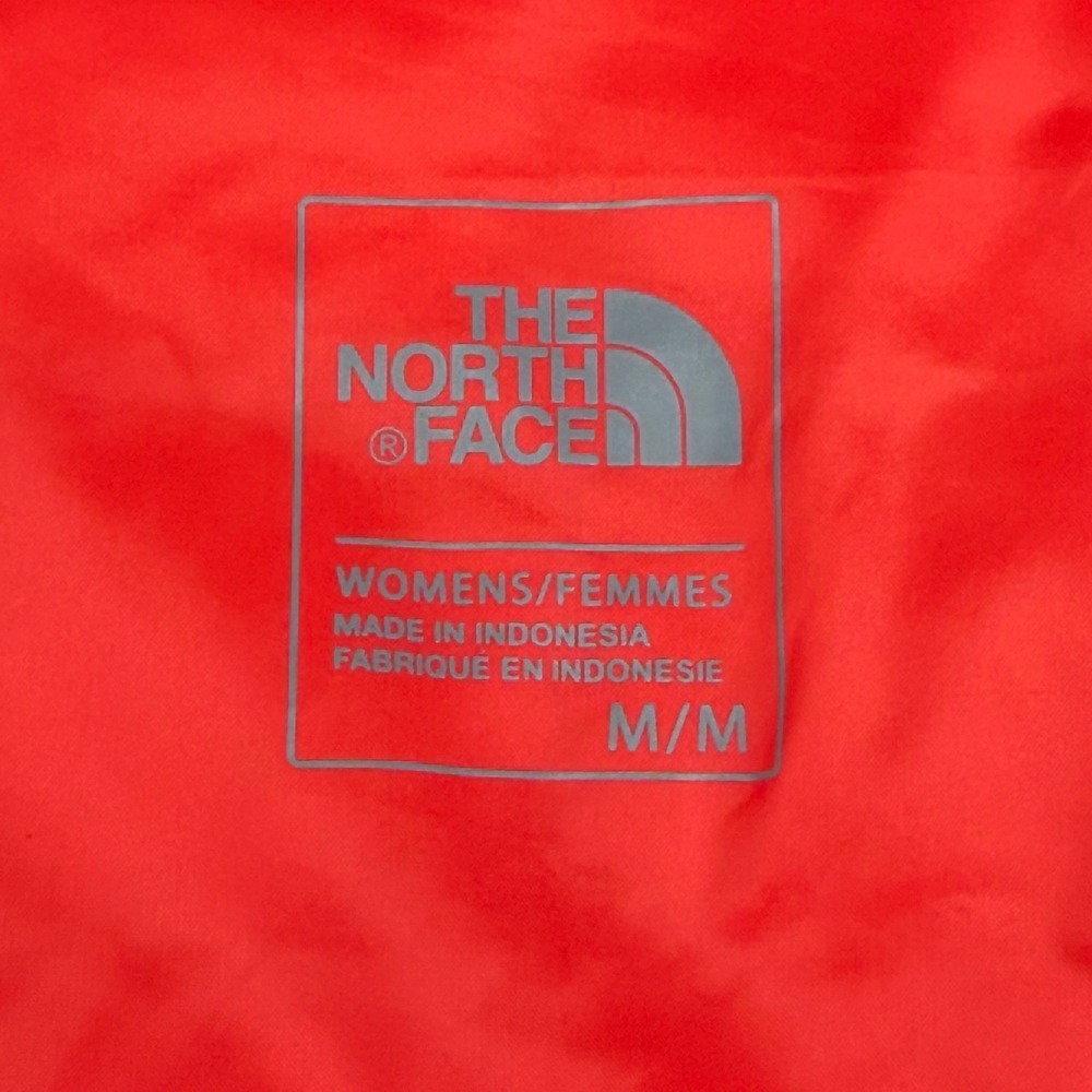 The North Face Women's M Endeavor Theroball Primaloft Quilted Hooded - Picture 7 of 13